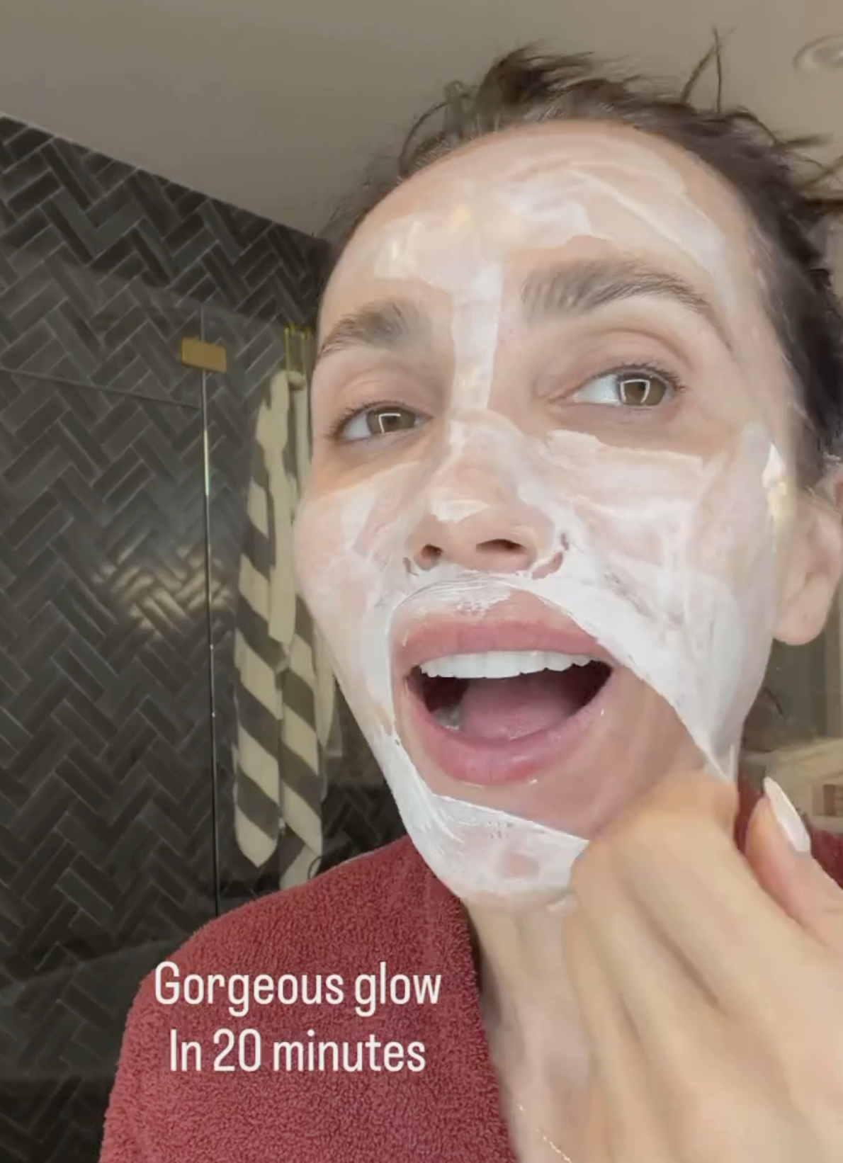 skincare in your 40s, skincare in your 50s, anti aging skincare, daily wellness habits, amazon finds, lip liner, full lips, teach whitening, weighted vest